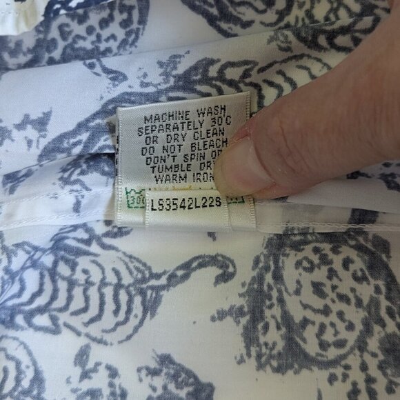 Bugatchi Shaped Fit Tiger & Leopard Dress Shirt Size Medium NWT - Picture 11 of 13